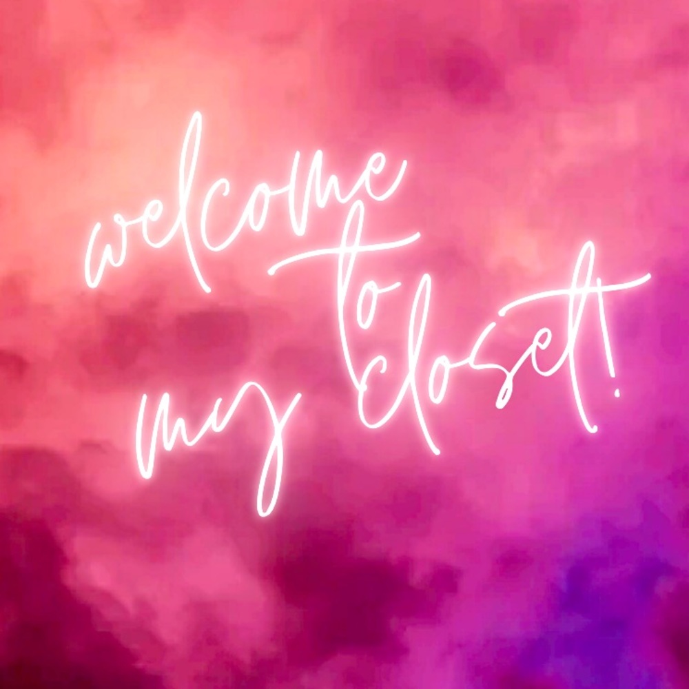 🎀🧸💕🎉Welcome to my closet! Happy Poshing!